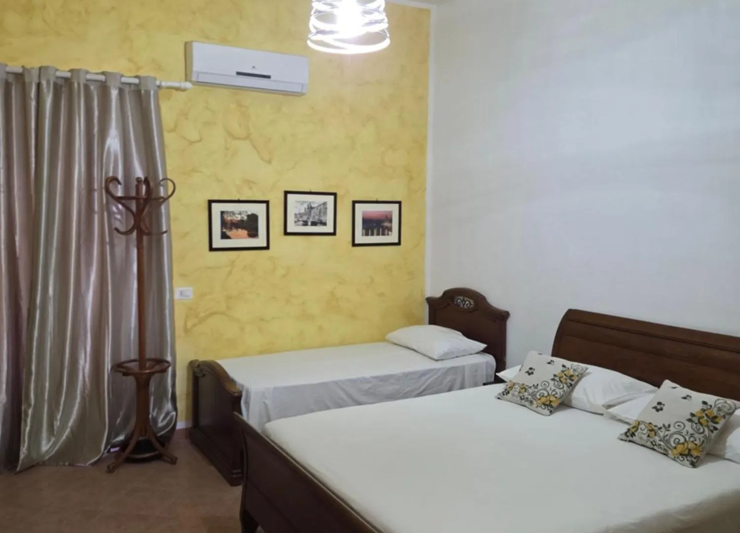 Nostra Casa Rooms Palermo Bed & Breakfast