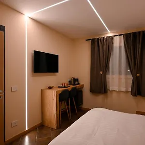 https://lucali-mountain-room.it-lombardy.com