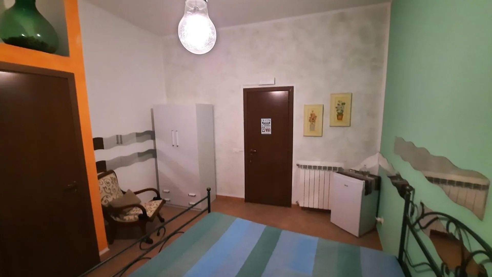 Nostra Casa Rooms Palermo 0*,  Italien