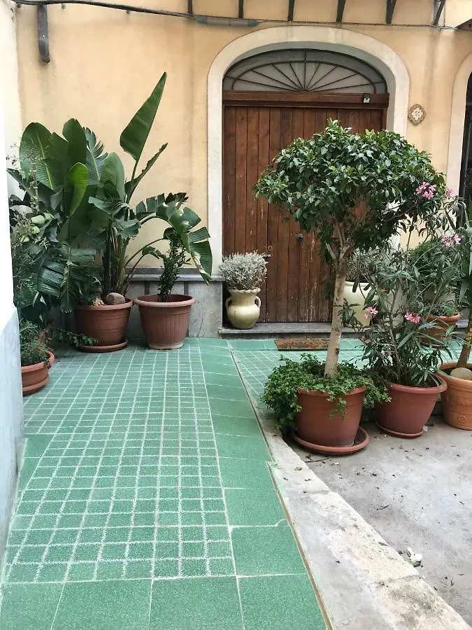 Nostra Casa Rooms Palermo 0*,  Italien